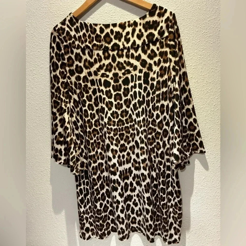 Alfani Woman Size OX Leopard Print 3/4 Inch Bell Sleeves Square Neck W/rib-bits